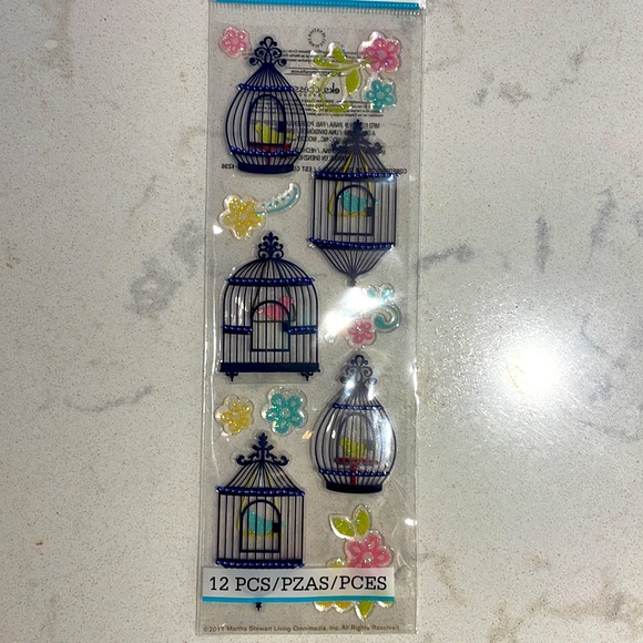Lot of 28 Martha Stewart Craft Stickers - presents, birds, birdcage, butterflies - Picture 4 of 5
